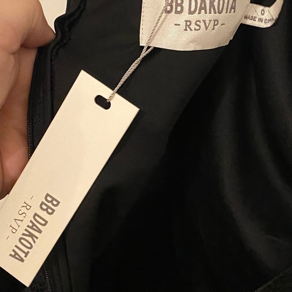 BB Dakota RSVP black lace dress size: 0 NWT - Picture 5 of 8